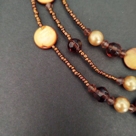 Seed bead, shell, bead and faux pearl necklace - Picture 7 of 14